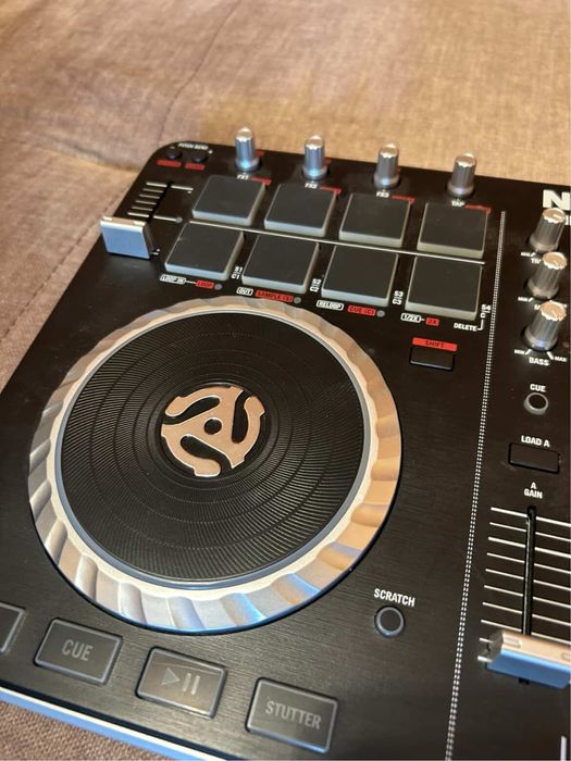 Consola DJ Numark Mixtrack Pro 2