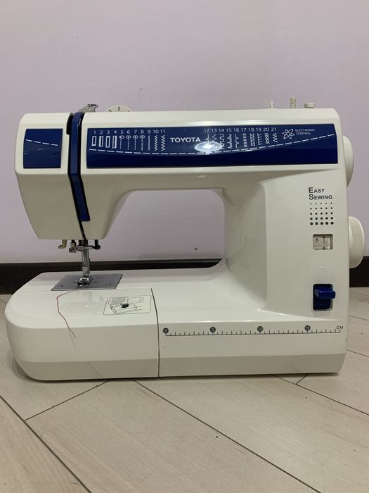Швейная машинка TOYOTA 21 DES