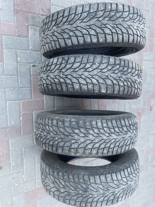 Зимние шины с шипами