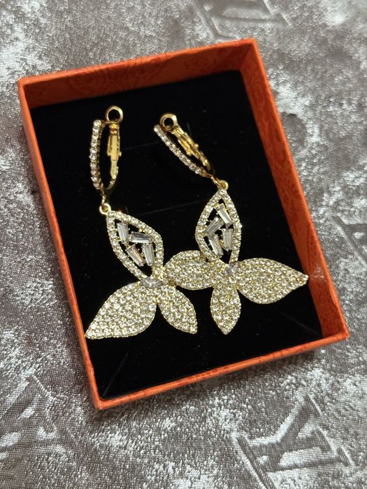 Продам серьги