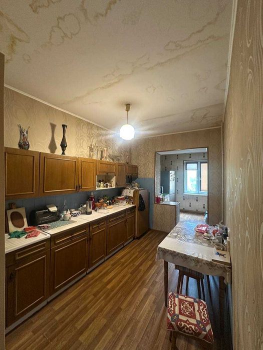 Продам на Дархане 3х комнатную 100м2 Спецплан кирпичный дом с лифтом!