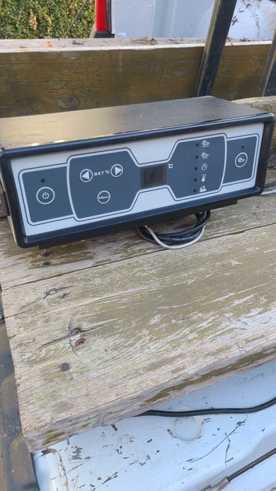 Controler pentru centrala pe lemne cu gazeificare