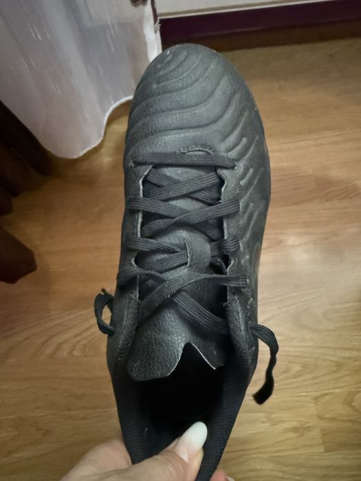 Nike Tiempo adidasi crampoane