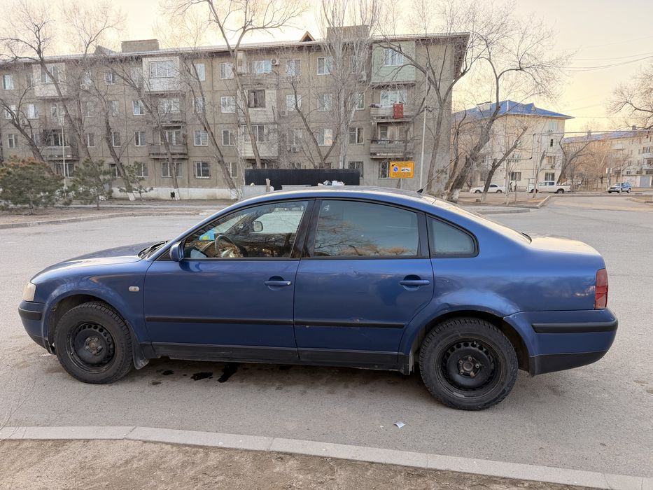 Срочнг Продам машину  Пассат