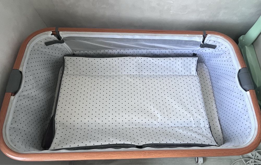 Продам манеж кровать