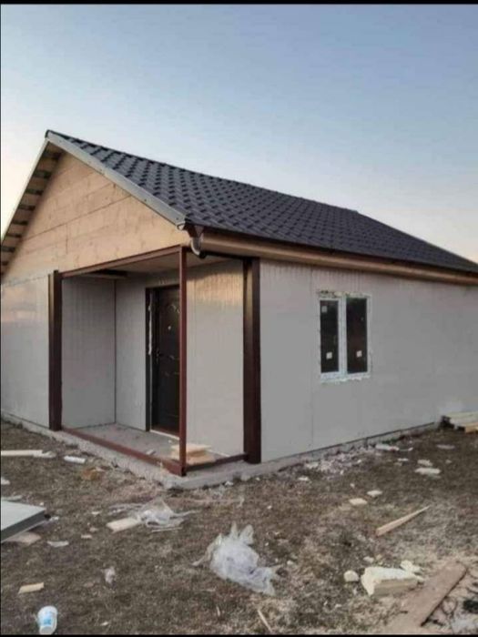 Vand container tip casă de locuit  6x9m