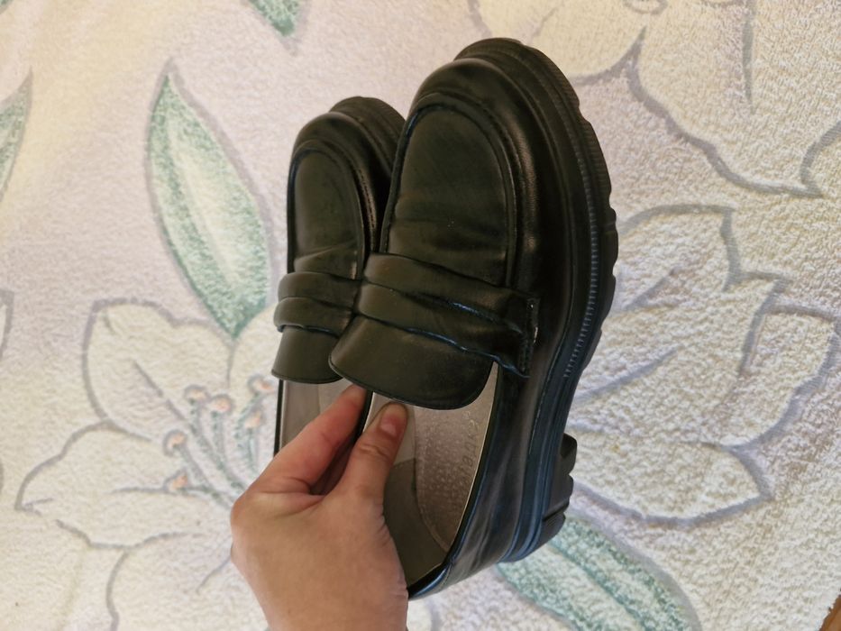 Продам вещи на девочку, примерно на 10 лет.