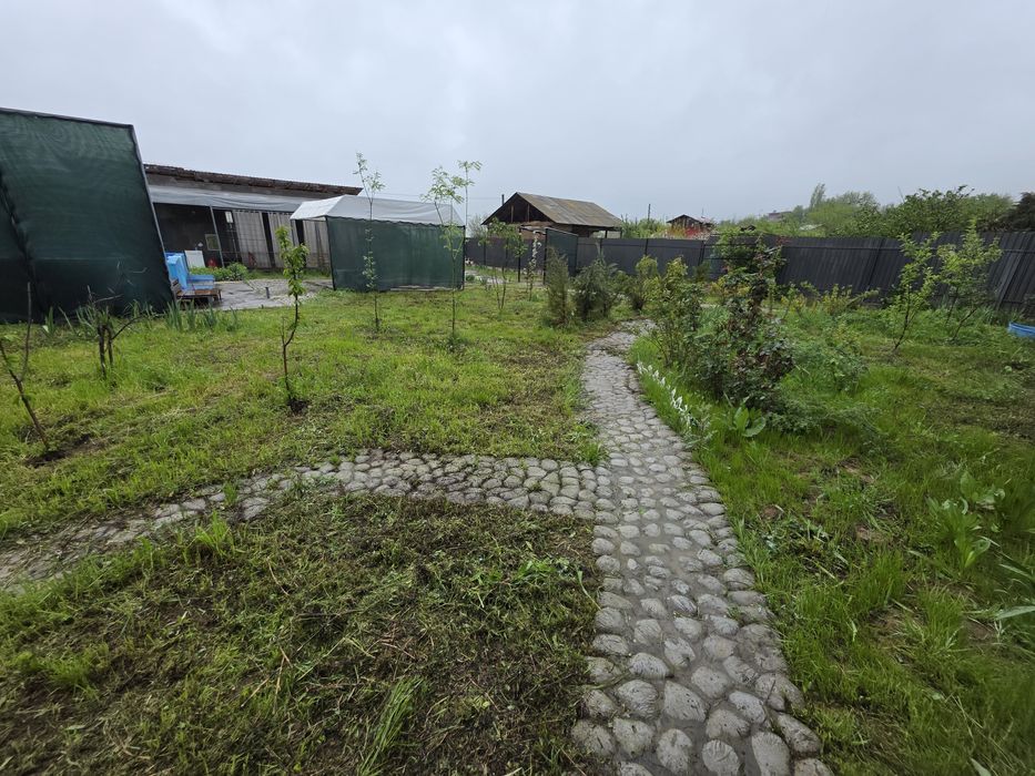 Продаётся дом круглогодичное проживание ( дача )