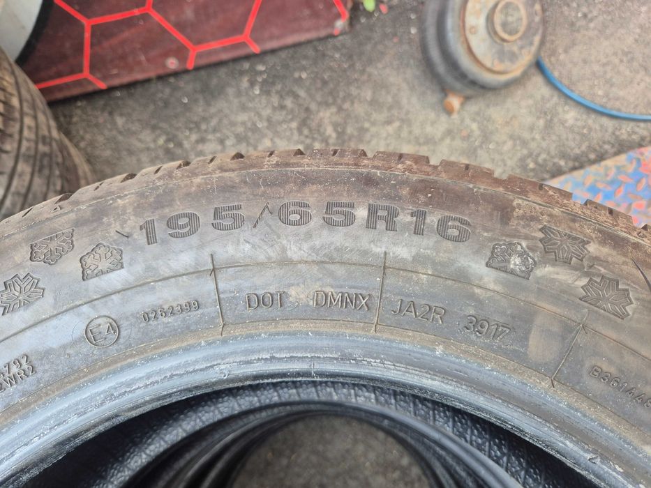 4 Anvelope M+S - 195/65/16 - DUNLOP 4D - CA UNELE NOI - DOT 2017 !