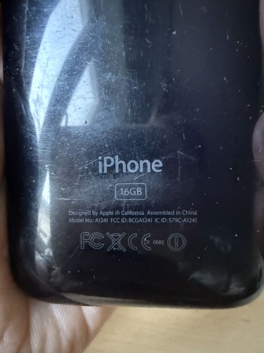 Айфон 3 продам не работает