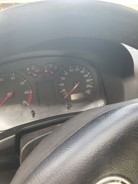 Vând sau schimb golf 4 14 bezina 16 valve