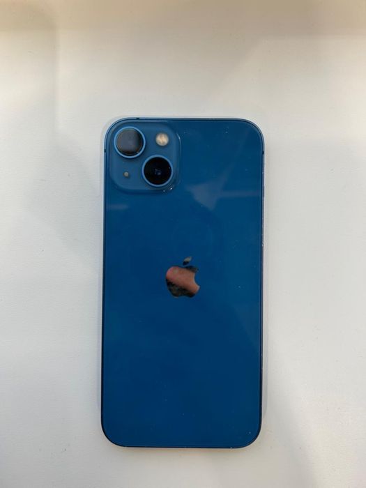 Продам Iphone 13, 128 GB.