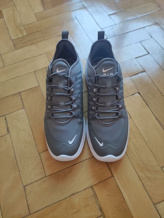 Nike Air Max Axis Cool Grey White