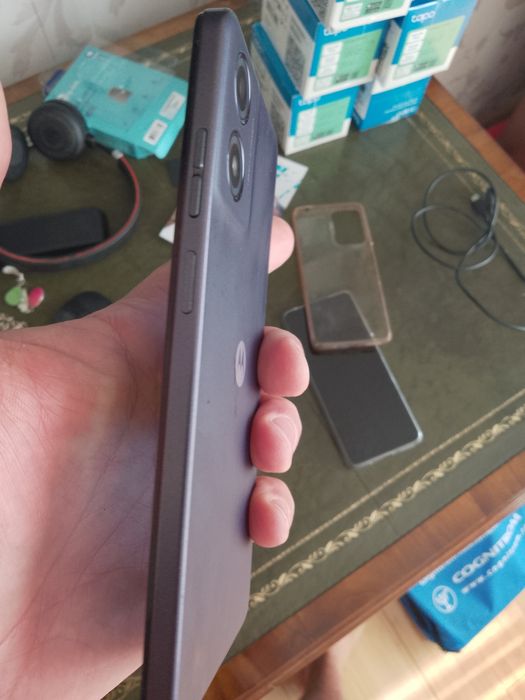 Motorola g04 impecabil, 8g, 128g, 6 luni garantie ramasa