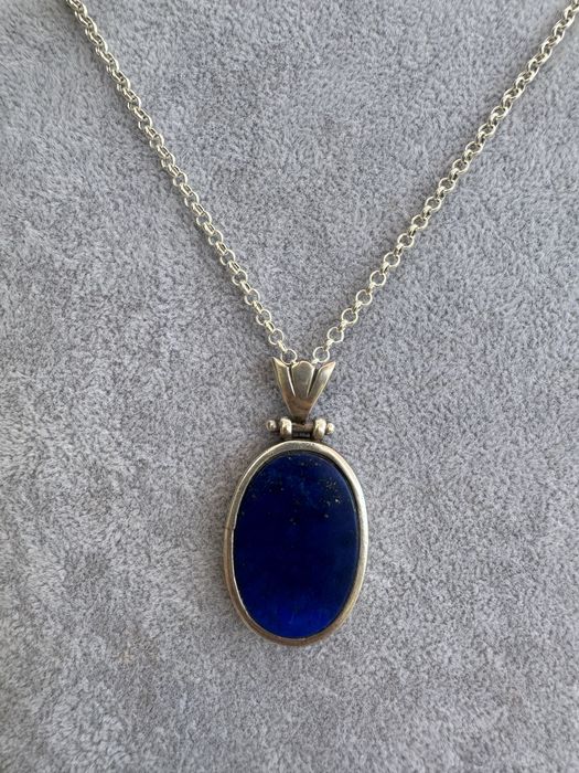 Pandantiv si lant din argint-lapis lazuli