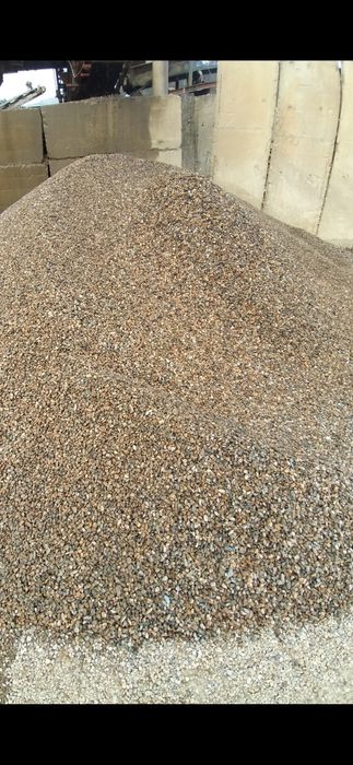 Transport cu autobasculante de la 1 la 20 mc - nisip, - evac