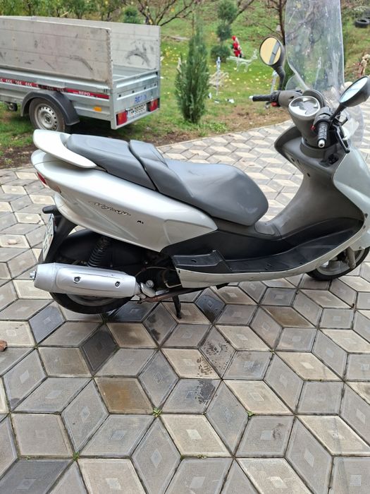Scuter Yamaha Majesty 125 2004