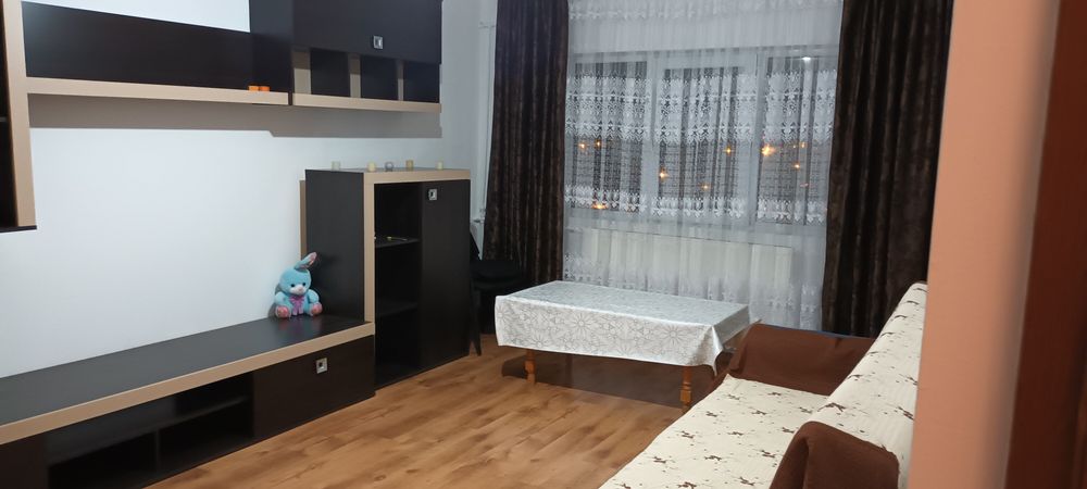 Închiriez apartament 2camere Mihai Bravu et4