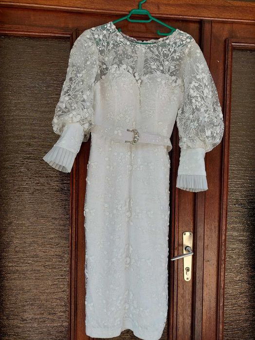 Rochie eleganta alba
