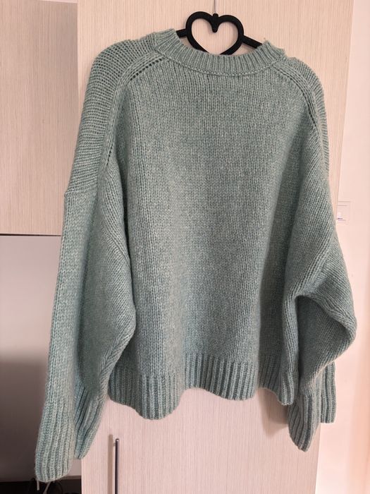Pulover din lana merino C&A