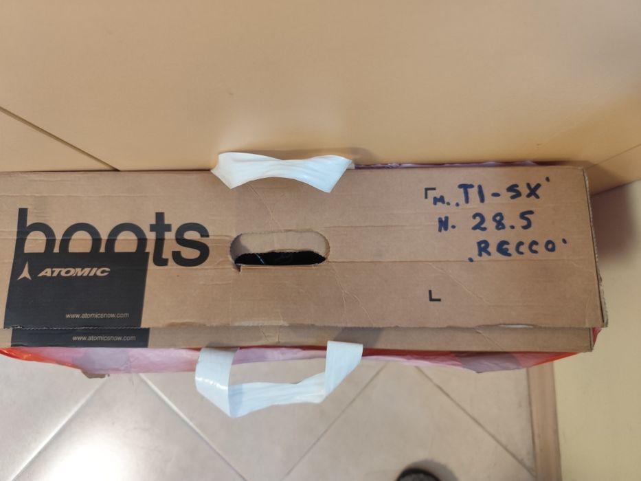 Ски обувки Atomic