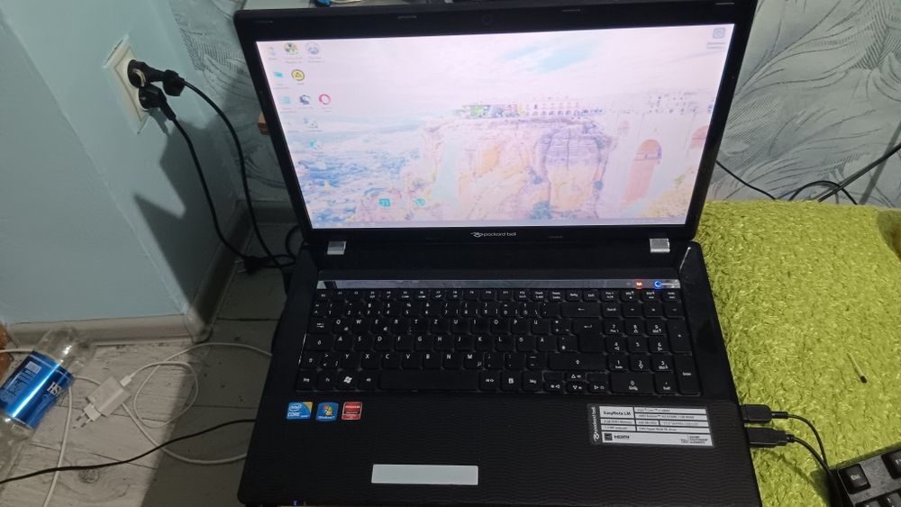 Продам ноутбук 17 диагональ