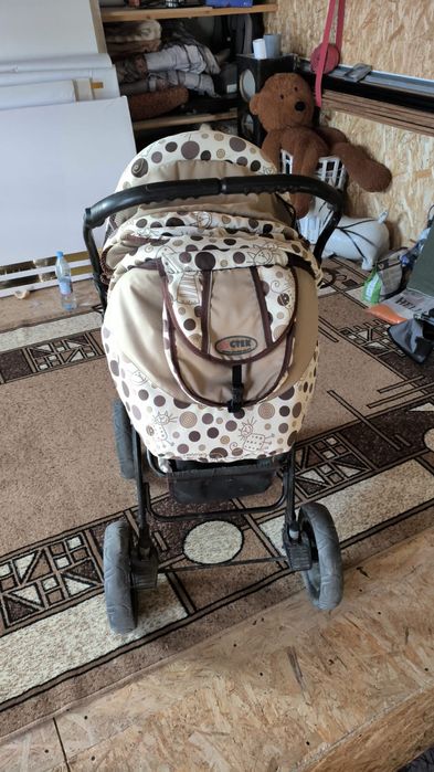 Продам коляску 5000 тысяч