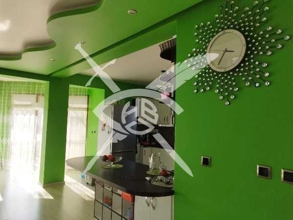 Продава се Къща в с. Бенковски, Област Пловдив - 244 кв.м за 679 €/кв.м - Снимка #1