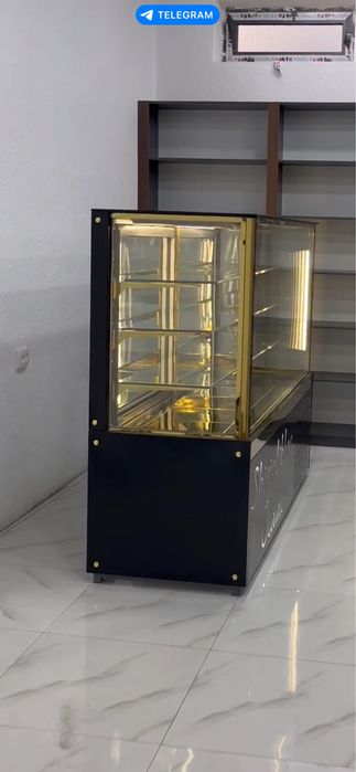 Витрина холоделник