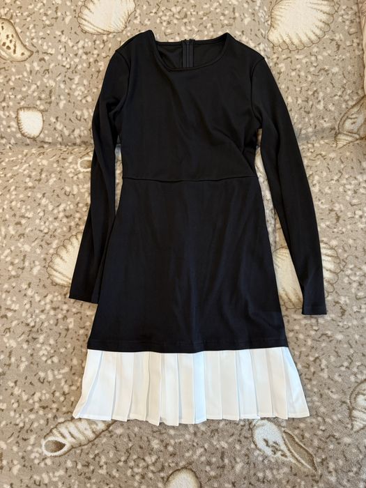 Платье с белой юбкой пачкой