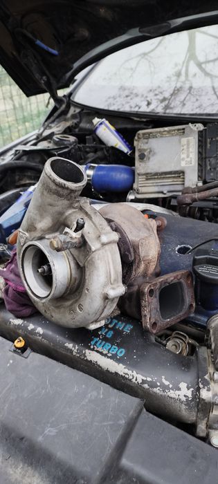 Vând turbina kkk k27 capabilă de 500+cai flanșă t3