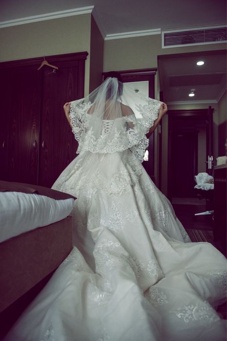 Свадебное платье