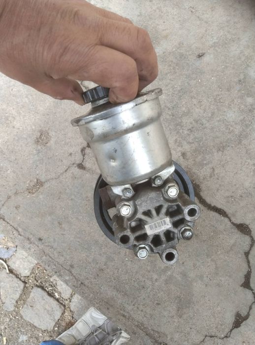 Хидравлична помпа за Toyota Corolla VersoD4D/ 2010 година