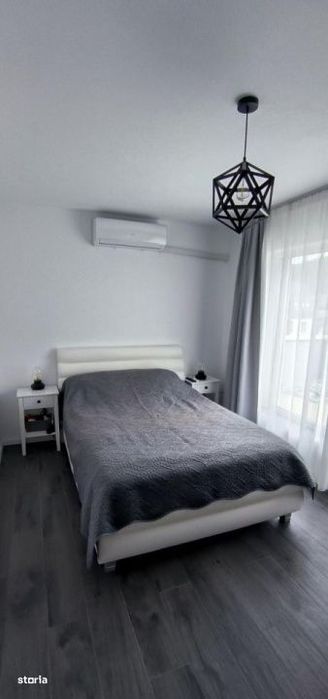 Apartament de 3 camere, 63 mp, 88 mp terasa, parcare, zona Cetatii — fotografia 3