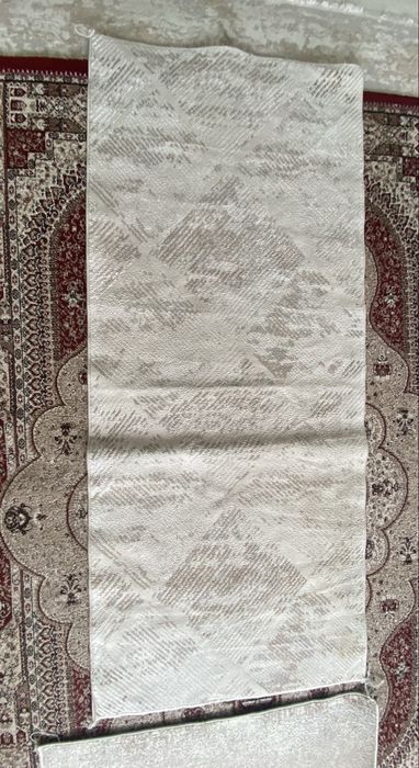 Кілем сатылады қызыл кілем