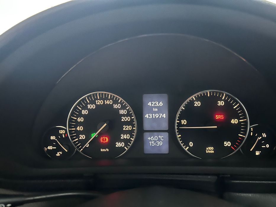 Vand Mercedes C class