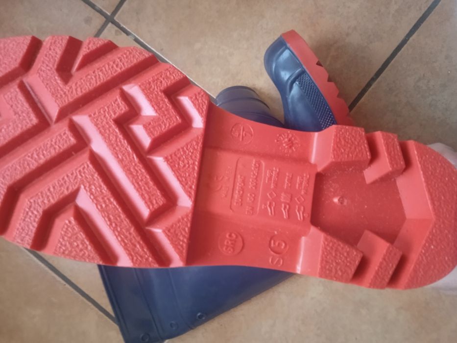 Vand cizme de cauciuc