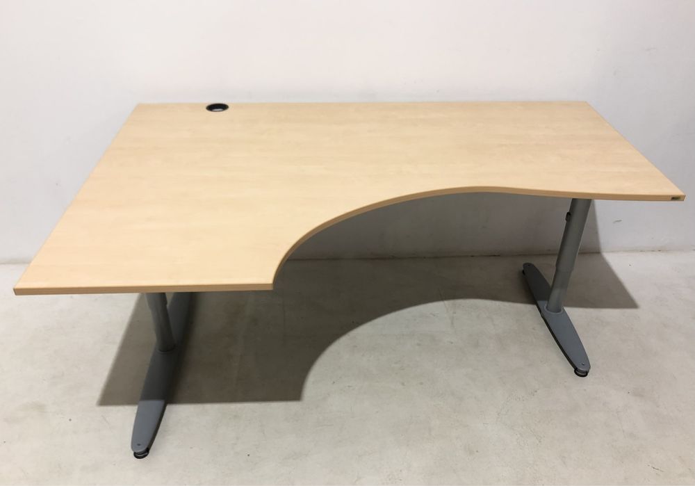 Stoc 30 Buc. Birou de Colț Reglabil pe Înălțime 180X120 cm; Masă Lucru