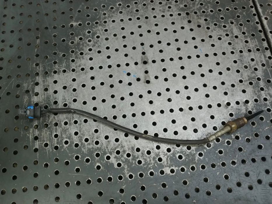 senzor temperatura  2.0 d  bmw seria 1 f20 seria 3 f30  f31 seria 5 f10 f11 7805607