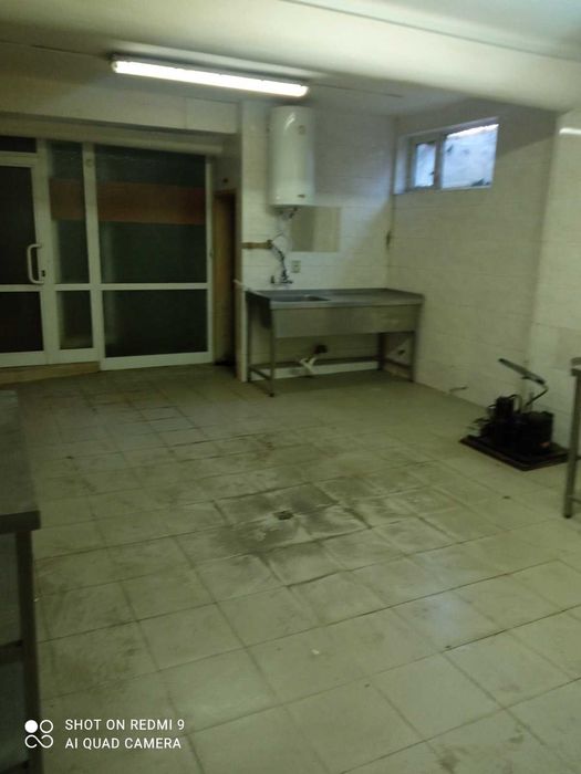 Дава се под наем Промишлена сграда в Плевен, Сторгозия - 100 кв.м за 400 € - Снимка #2