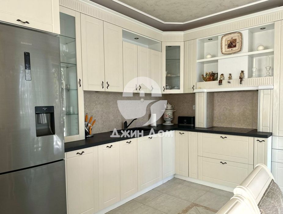 Продава се Къща в Поморие - 145 кв.м за 1319 €/кв.м - Снимка #1