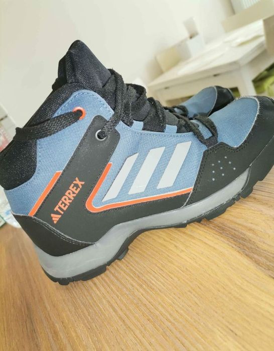 Боти Adidas terrex 38