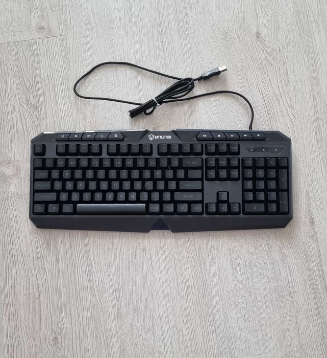 Tastatura PC Gaming LED RGB Battletron - Anti Ghosting, Taste multimedia, Palmrest