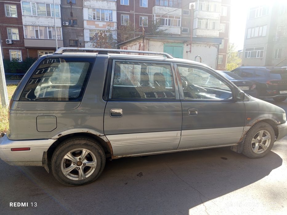 Продам Мицубиси Спейс вагон