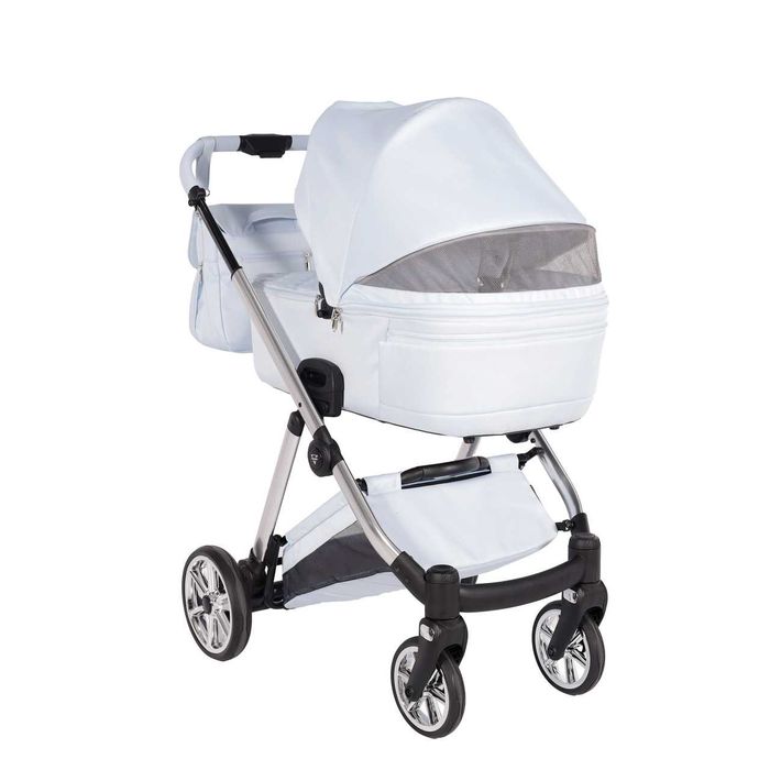 Бебешка количка Junama Ellegante 3в1 с столче за кола