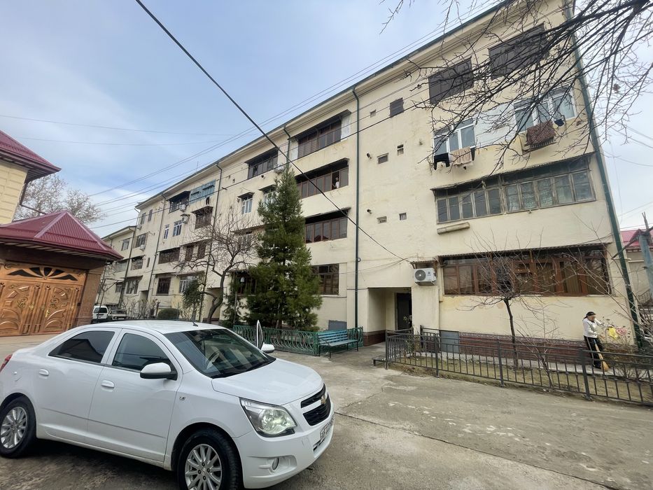 Полноценная 3-комнатная квартира (77 серия)