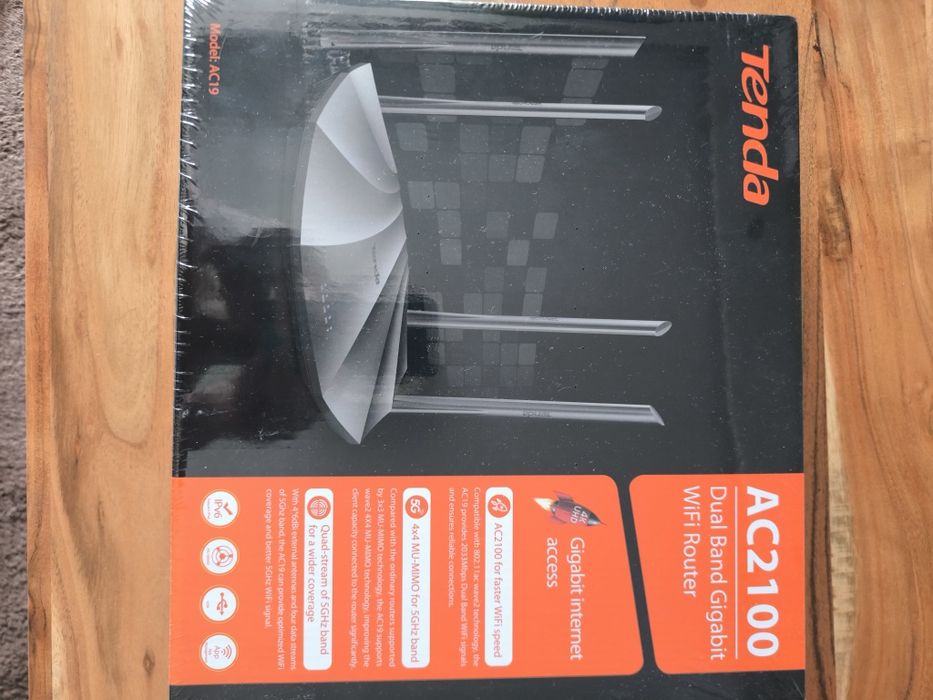 Рутер Tenda AC19