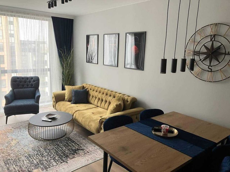 Дава се под наем Двустаен апартамент в Пловдив, Център - 68 кв.м за 500 € - Снимка #1