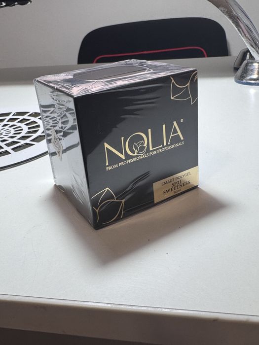 Smart polygel NOLIA