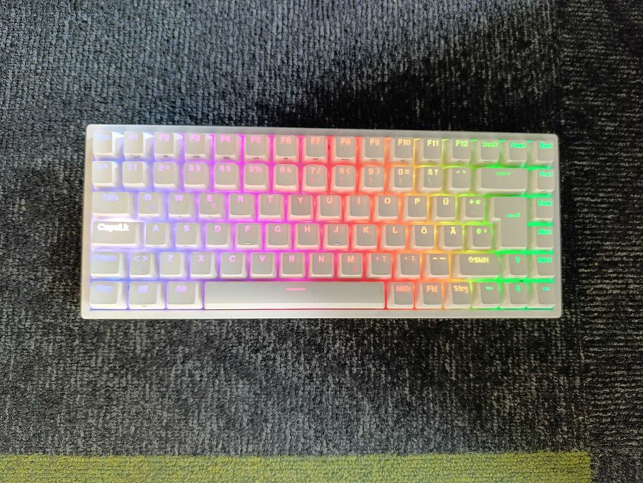 Tastatură mecanică wireless Royal Kludge RK84 RGB – Nouă, nefolosită